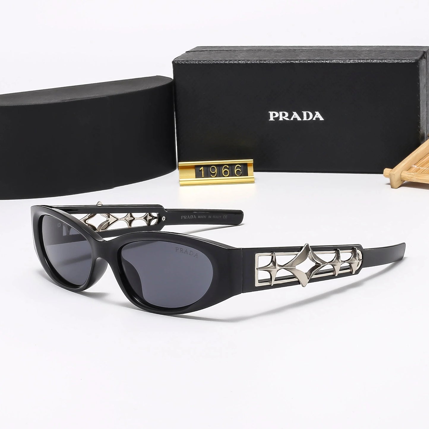Fashion Sunglassesā1966