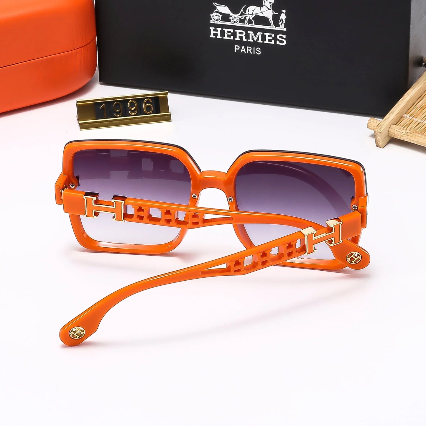 Fashion Sunglassesā1996