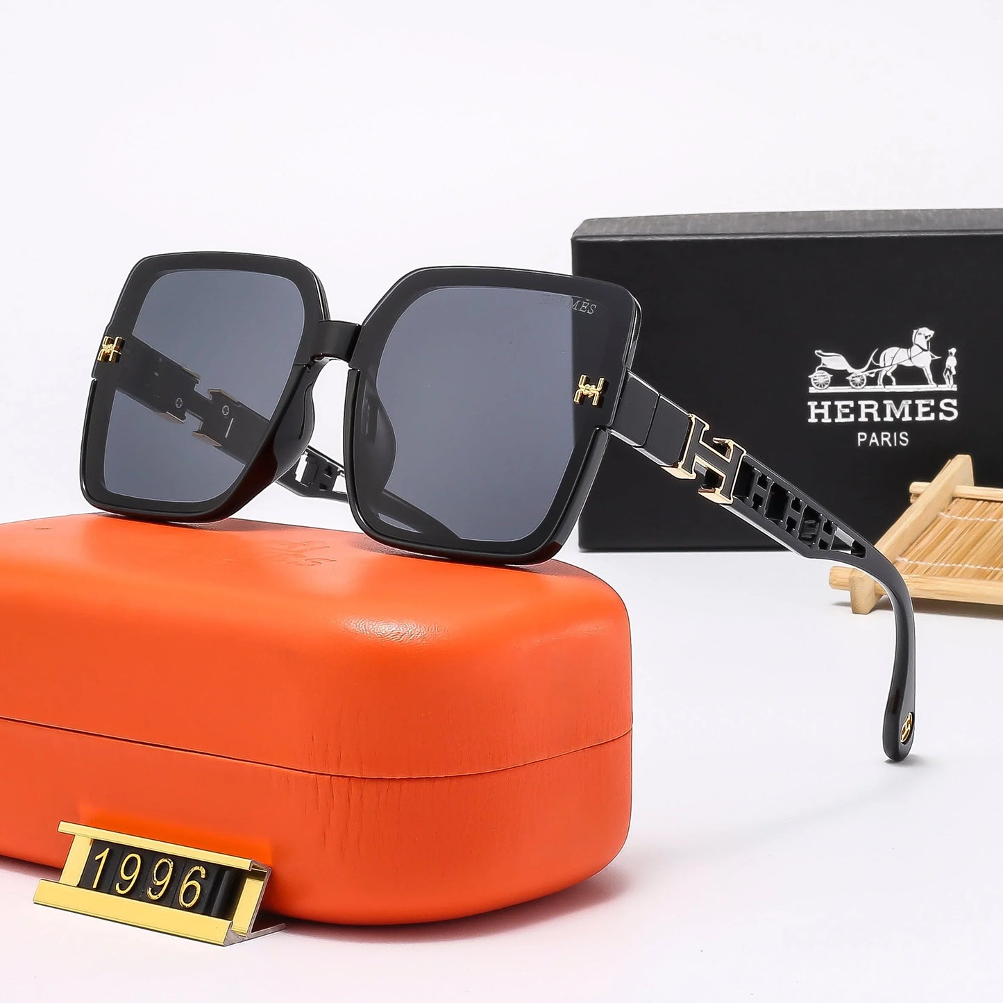 Fashion Sunglassesā1996