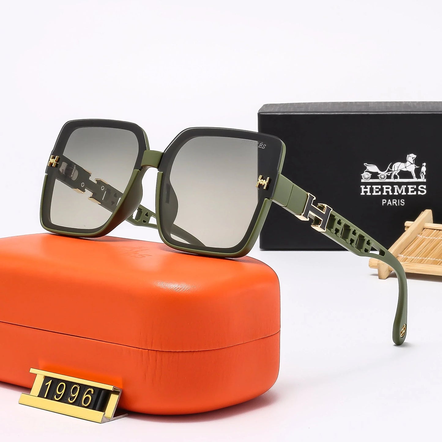 Fashion Sunglassesā1996